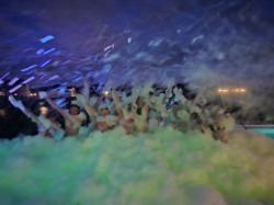 20250517 214225 1763019220 UV Glow Foam Party